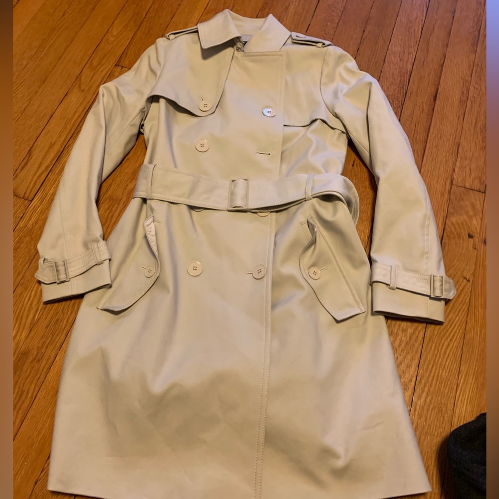 Club Monaco womans trench coat XS